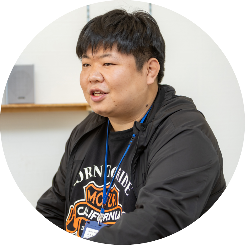鈴木 康史さん