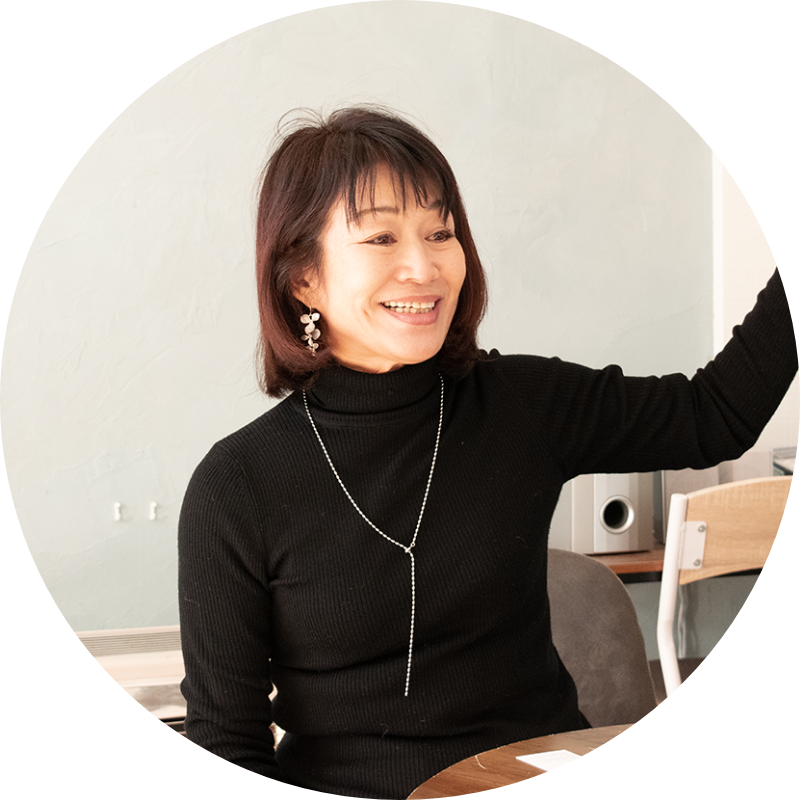 川島 ゆみさん